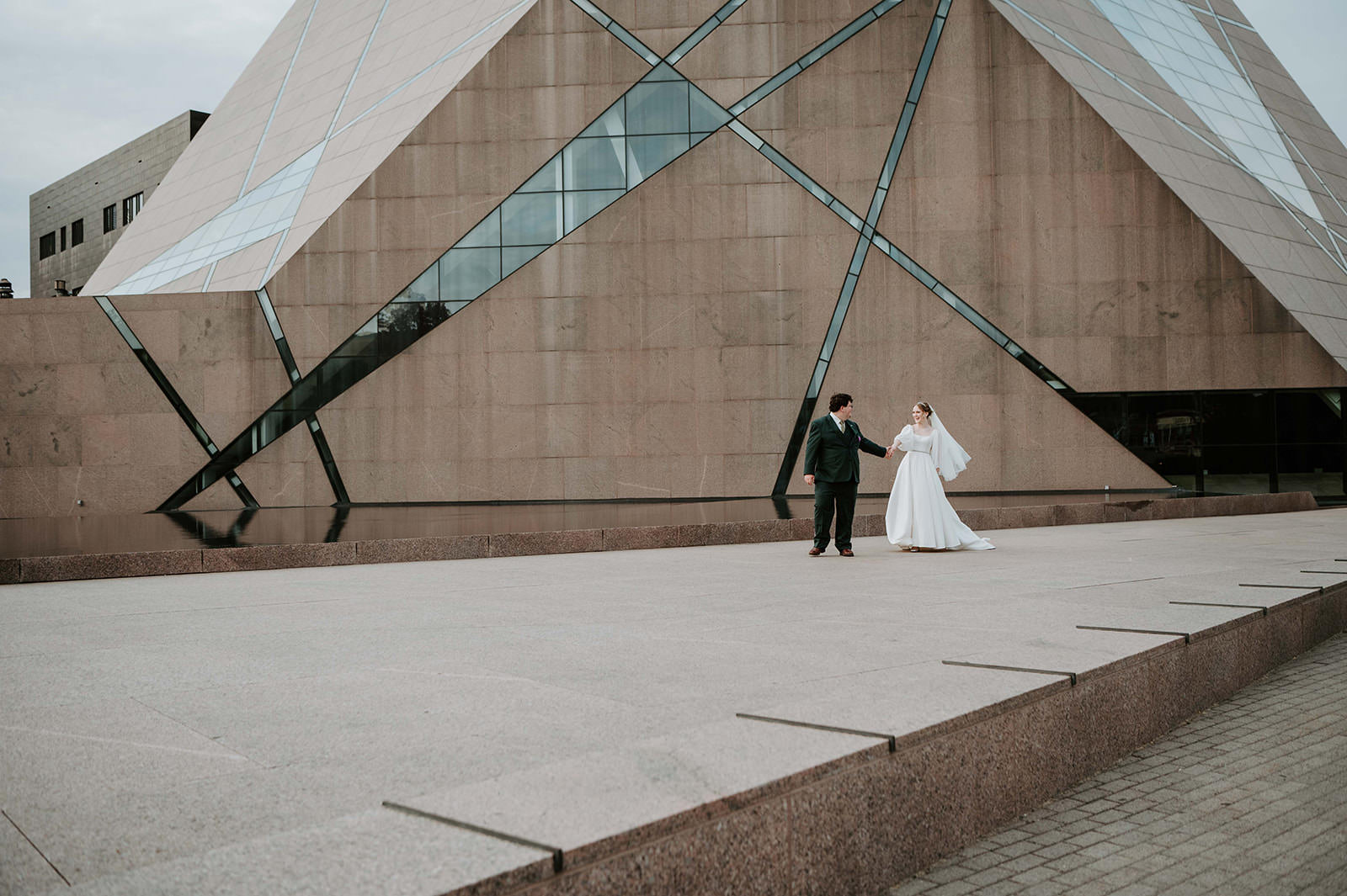 minneapolis wedding photographer