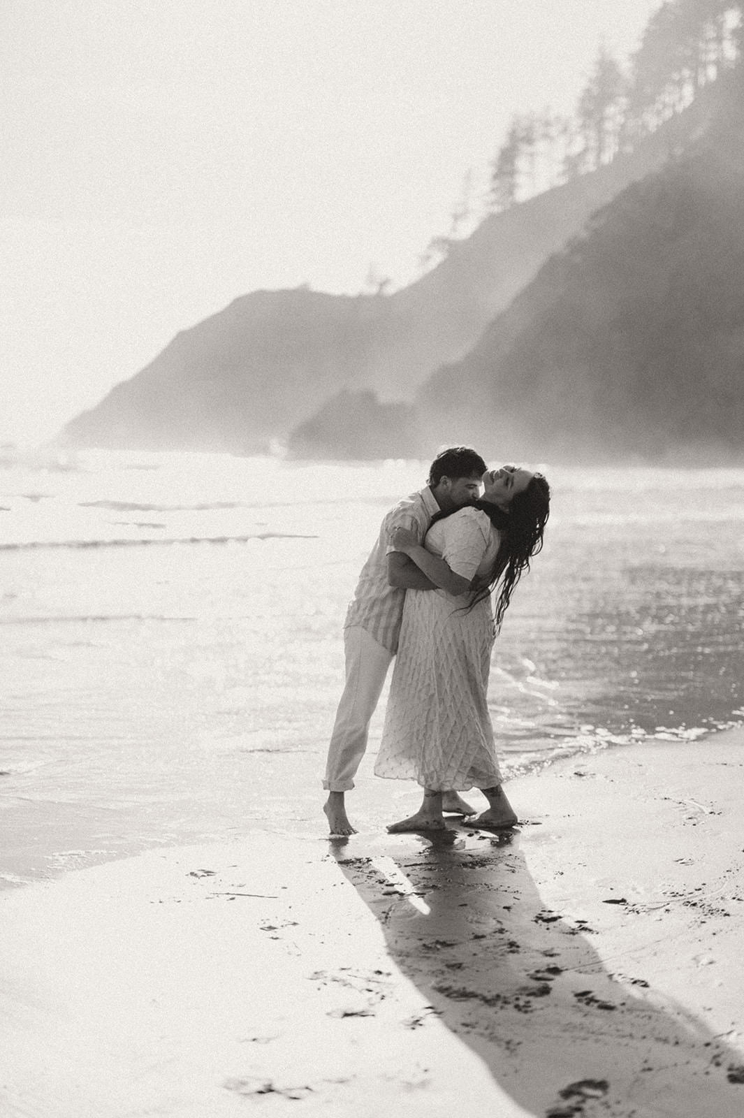 cannon beach engagement photos