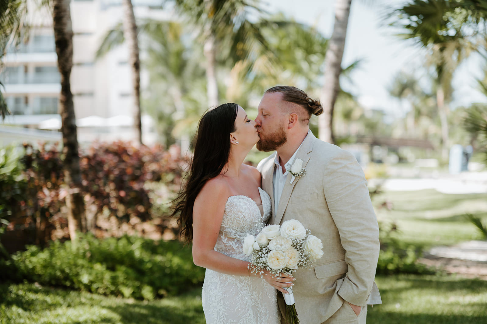 cancun wedding guide